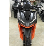 HÀNG SIÊU HIẾM - MỚI 100%  VARIO150 2020 ÁO CLICK THÁI ZIN  CHƯA LĂN BÁNH