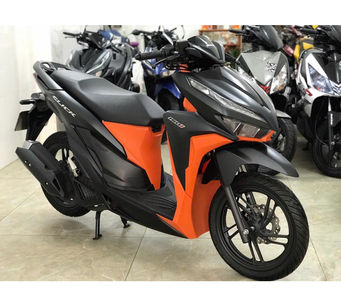 HÀNG SIÊU HIẾM - MỚI 100%  VARIO150 2020 ÁO CLICK THÁI ZIN  CHƯA LĂN BÁNH